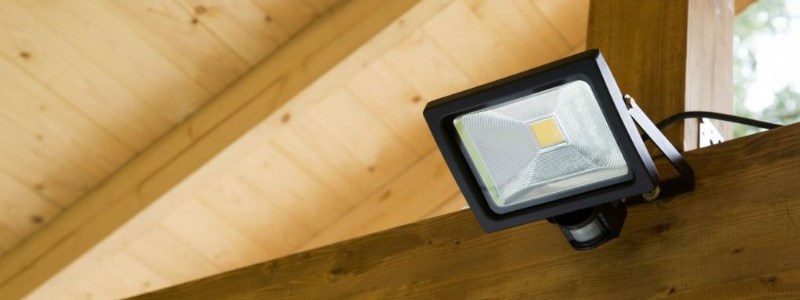 Zůstaňte v záři moderních LED reflektorů