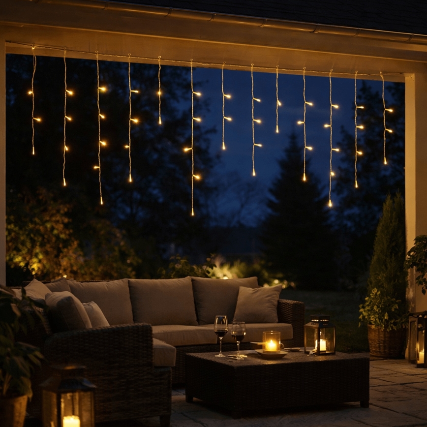 Aigostar - LED Venkovní vánoční řetěz 300xLED/8 funkcí 3xAA 18x0,6 m IP44 teplá bílá