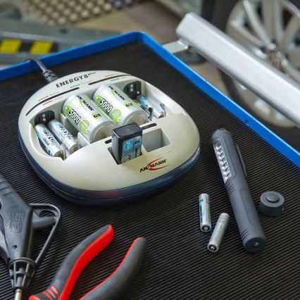 Ansmann Energy 8 Plus nabíječka