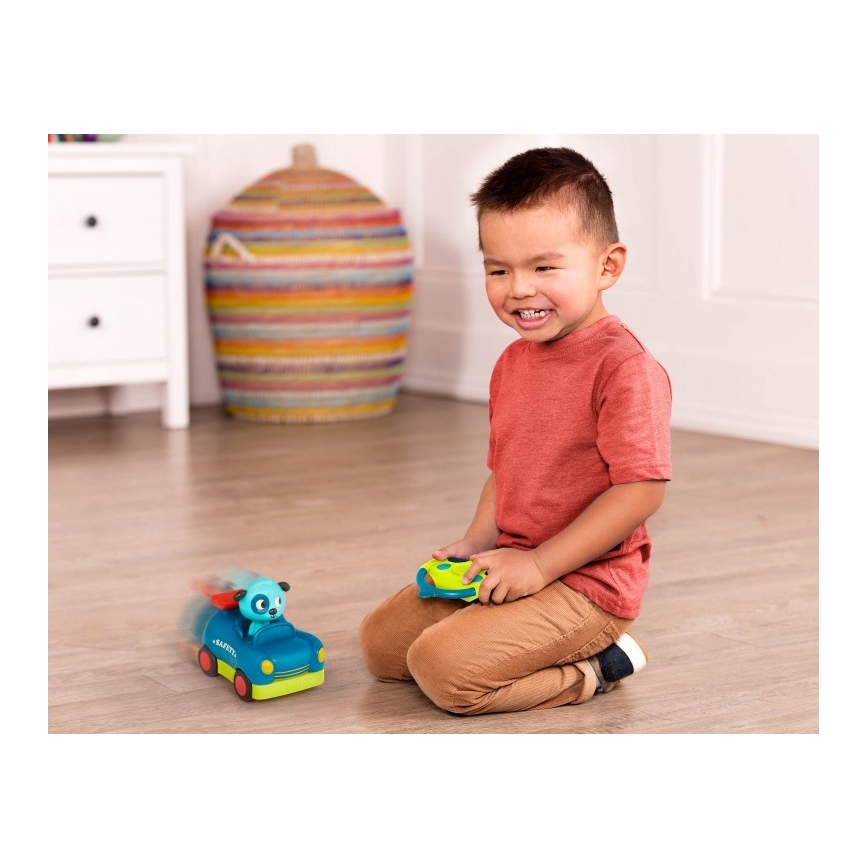 B-Toys - Autíčko na dálkové ovládání Pejsek Woofer 4xAA
