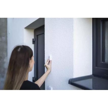 Bezdrátový zvonek do zásuvky 230V + 1xCR2032 IP44 bílá