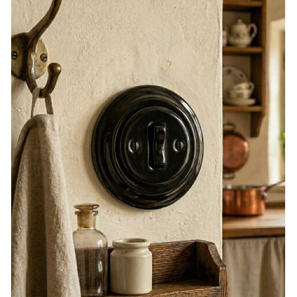Bohemia-Design - Porcelánový retro jednoduchý vypínač s rámečkem č. 1 černá
