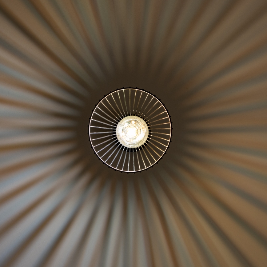 Brilagi - LED Lustr na lanku CERIA WIRE 1xE27/40W/230V pr. 21 cm černá