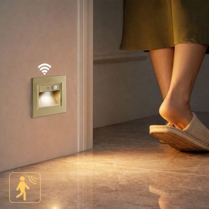 Brilagi - LED Schodišťové svítidlo se senzorem STEP LIGHT LED/1,5W/230V IP44 zlatá