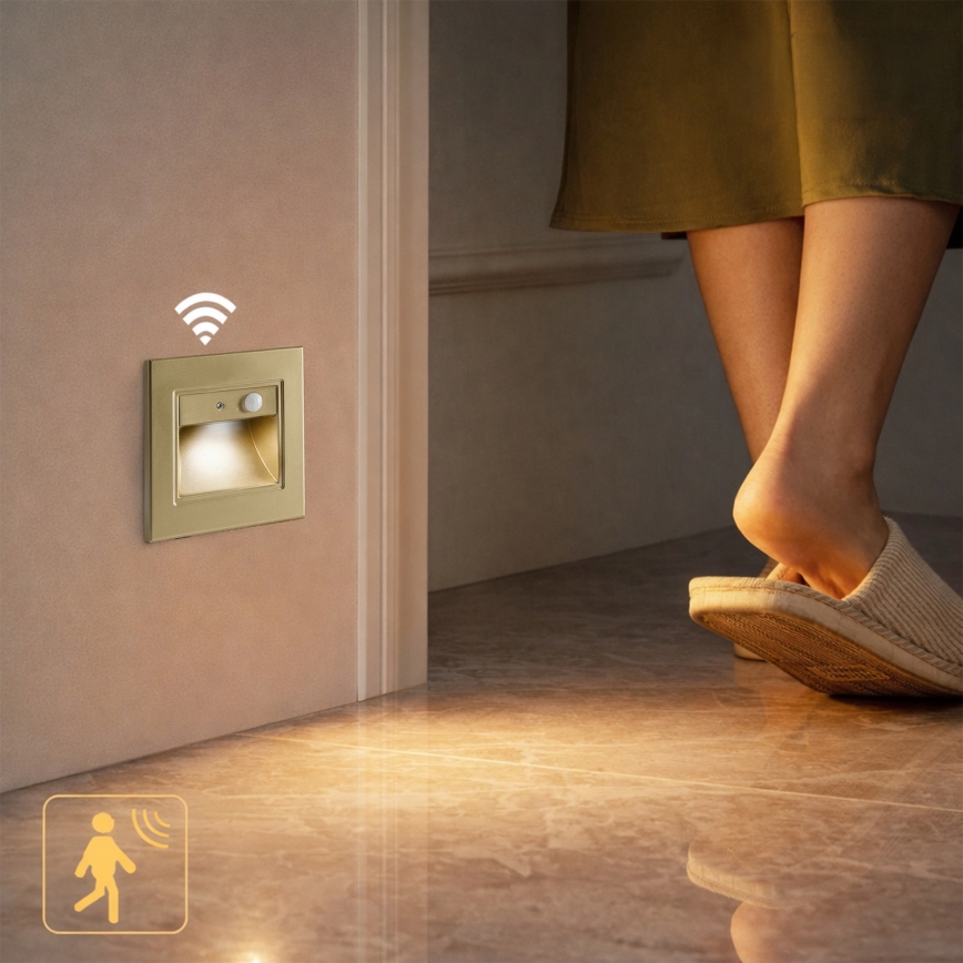 Brilagi - LED Schodišťové svítidlo se senzorem STEP LIGHT LED/1,5W/230V IP44 zlatá