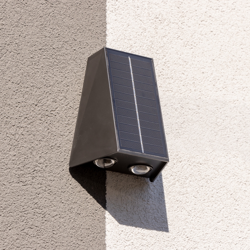Brilagi - LED Solární nástěnné svítidlo PYRAMID LED/2W/3,2V 1300 mAh IP54