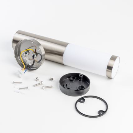 BRILAGI - LED Stmívatelná venkovní nástěnná lampa ELIA 1xE27/6W/230V 2700-6500K IP44 Wi-Fi matný chrom