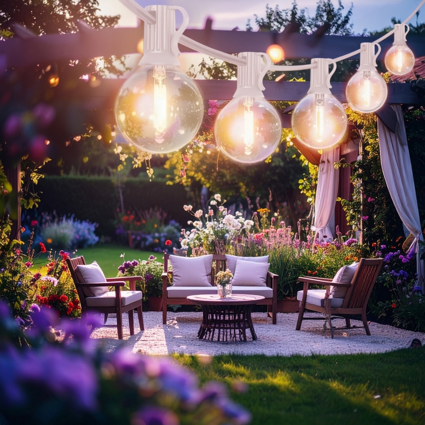 Brilagi - LED Venkovní dekorační řetěz GIRLANDA 10xE12/0,6W/230V 8m bílá IP44 teplá bílá