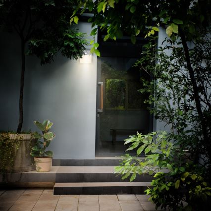 Brilagi - LED Venkovní nástěnné svítidlo se senzorem TERNI LED/12W/230V šedá IP44