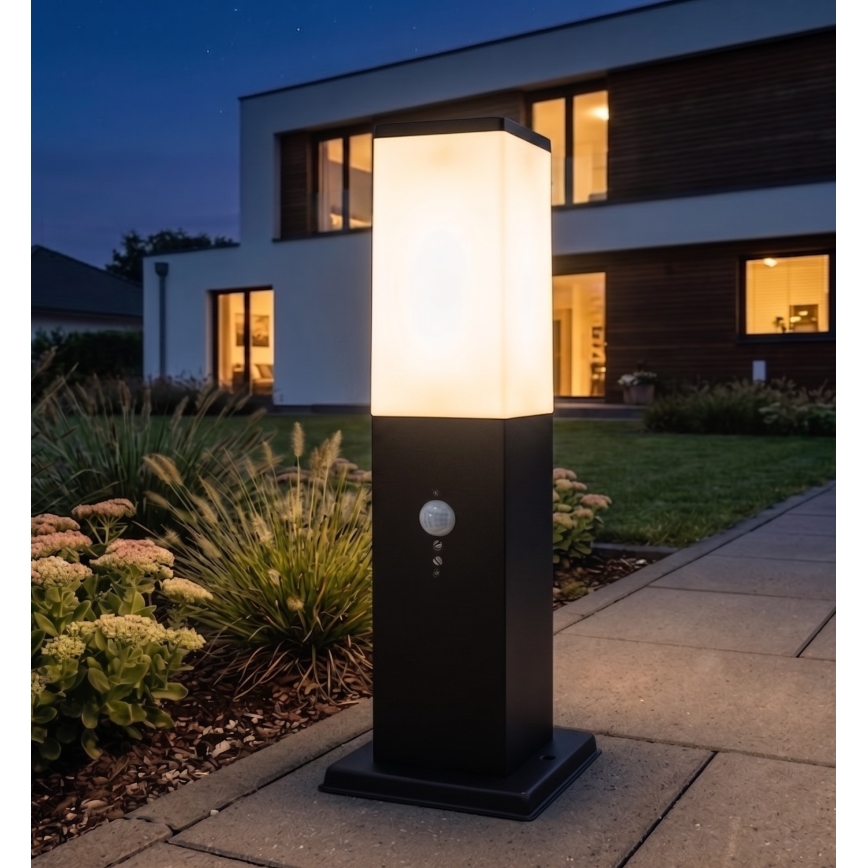 Brilagi - Venkovní lampa se senzorem NOVA 1xE27/15W/230V 40 cm IP44 černá