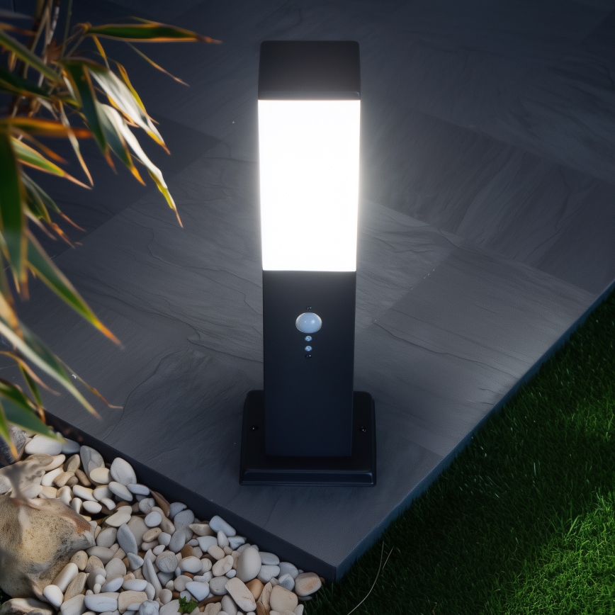 Brilagi - Venkovní lampa se senzorem NOVA 1xE27/15W/230V 40 cm IP44 černá