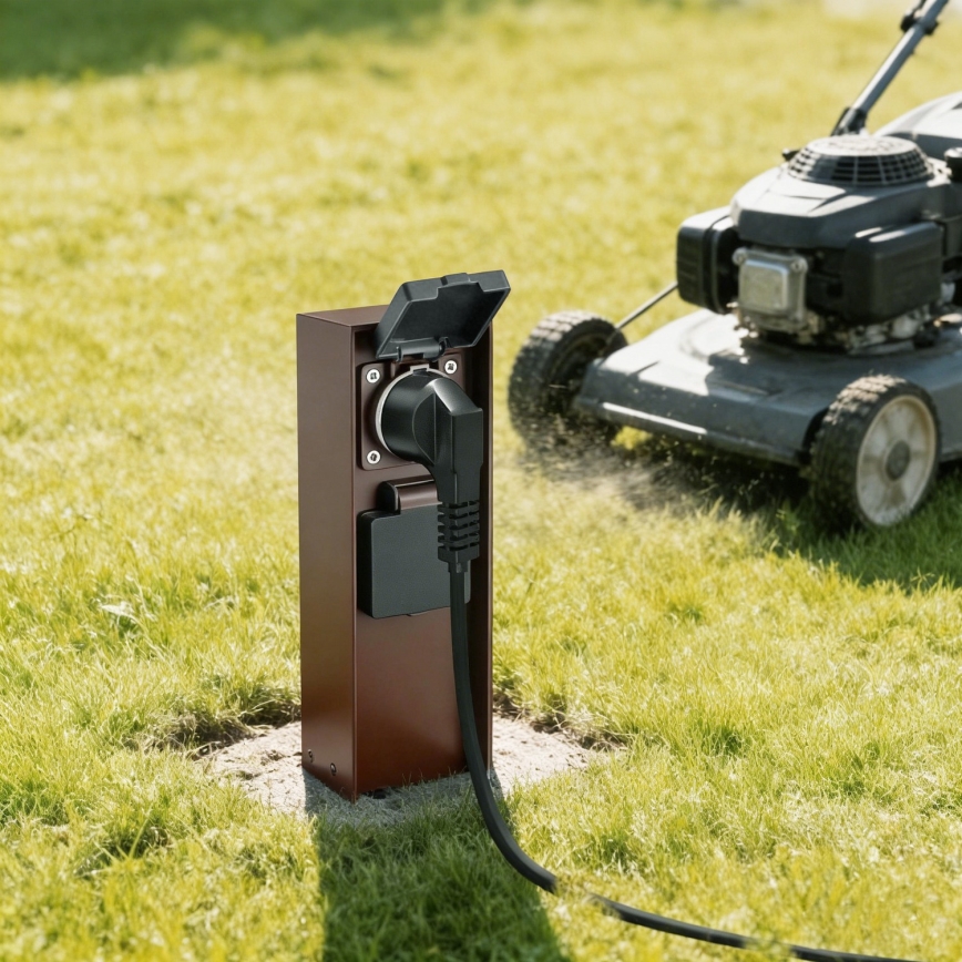 Brilagi - Venkovní zásuvkový sloupek PILLAR 2Z SCHUKO 230V IP44 hnědá