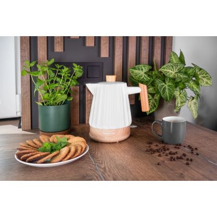 Concept RK0090 - Rychlovarná konvice 1,5 l 1500W/230V bílá/dekor dřeva/keramika