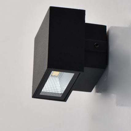 De Markt - LED Venkovní nástěnné svítidlo STREET 2xLED/4W/230V IP44