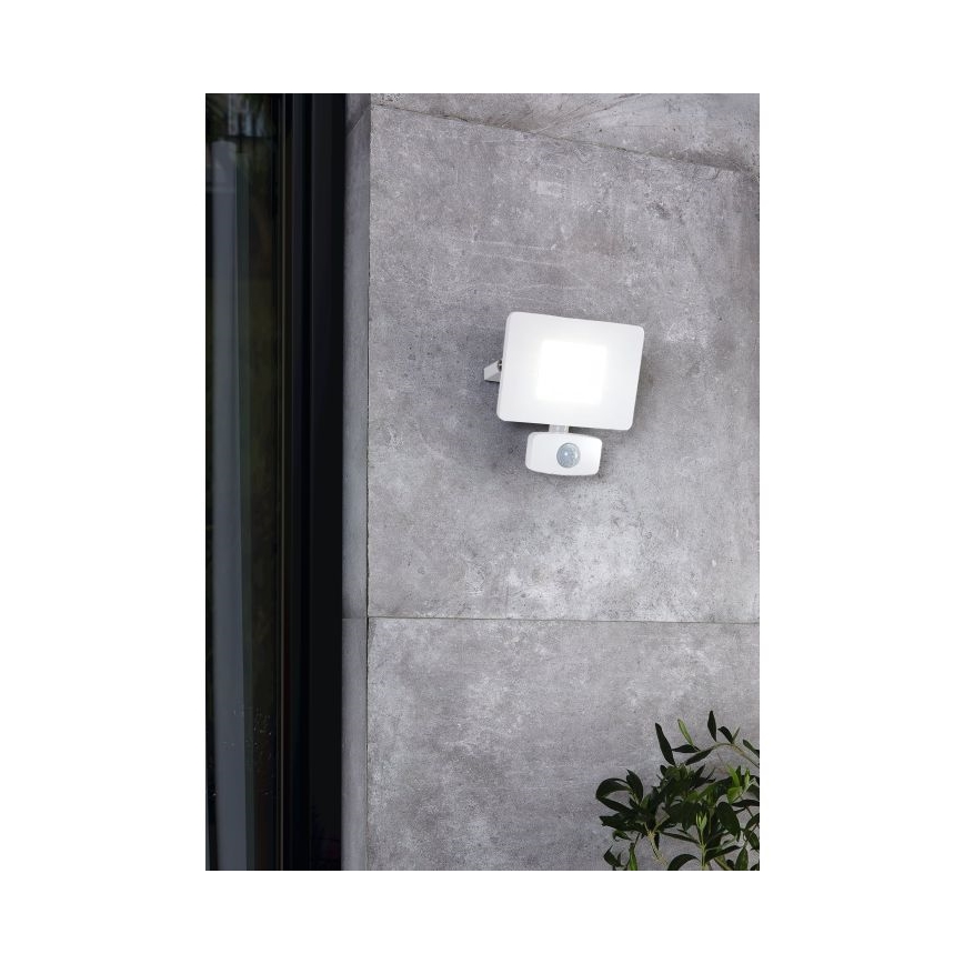Eglo - LED reflektor se senzorem LED/20W/230V IP44