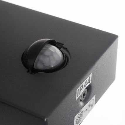 Eglo - Venkovní nástěnné svítidlo se senzorem 1xE27/10W/230V IP44