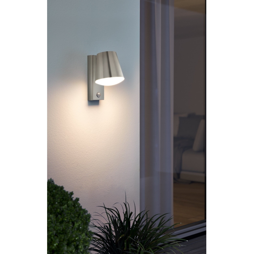 Eglo - Venkovní nástěnné svítidlo se senzorem 1xE27/10W/230V IP44