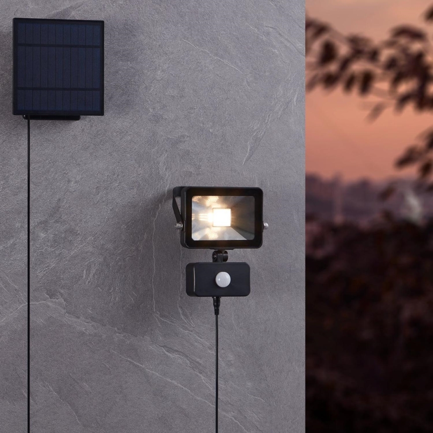 Eglo - LED Solární reflektor se senzorem 15xLED/0,03W/3,7V 2600 mAh IP44