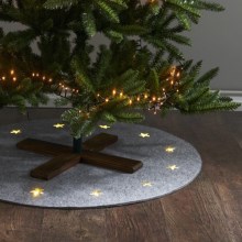 Eglo - Vánoční stromek 210 cm smrk