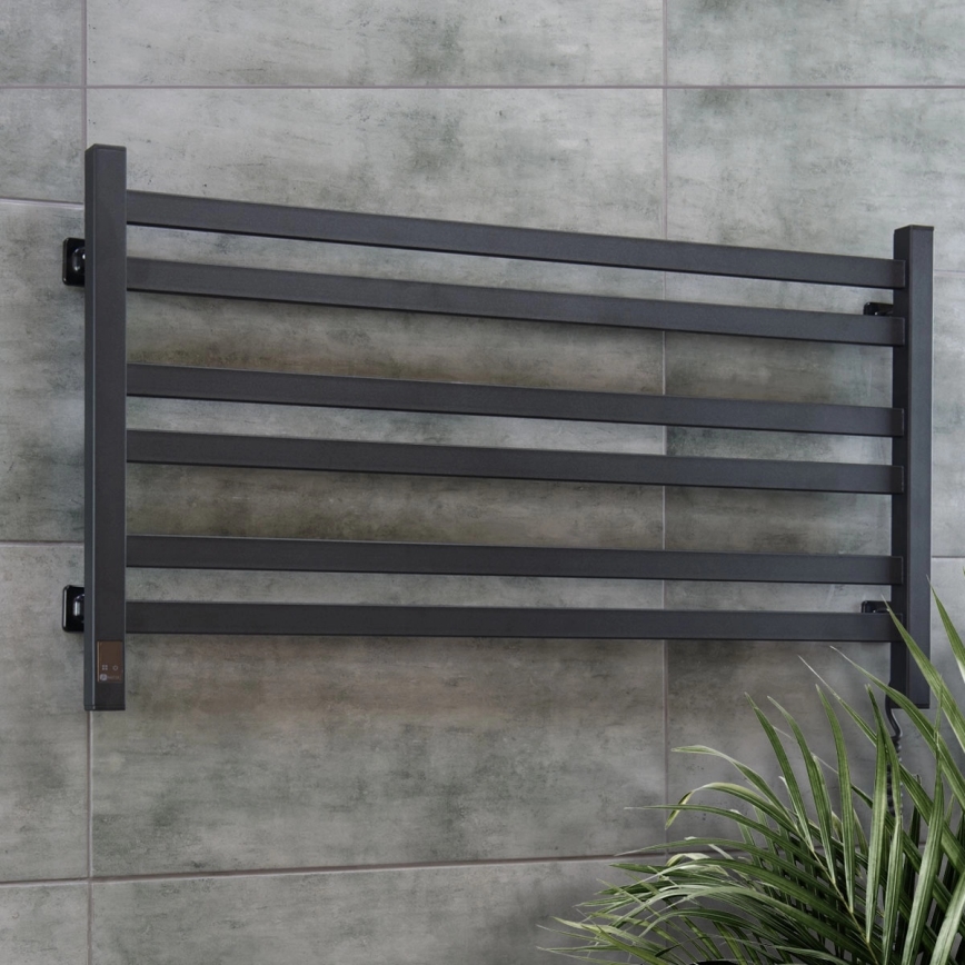 Elektrický sušák na ručníky s termostatem AVANGARD 181W 50x90 cm  černá pravá