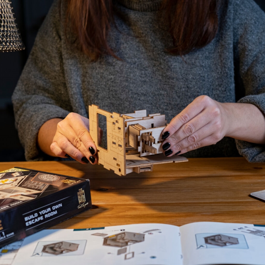 EscapeWelt - 3D dřevěná mechanická skládačka hlavolamu Vesmírná kapsle