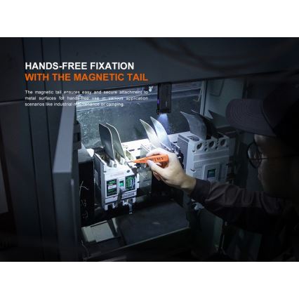 Fenix SW05RUVBLC - LED Stmívatelná nabíjecí svítilna LED/USB IPX6 150 lm 49 h černá