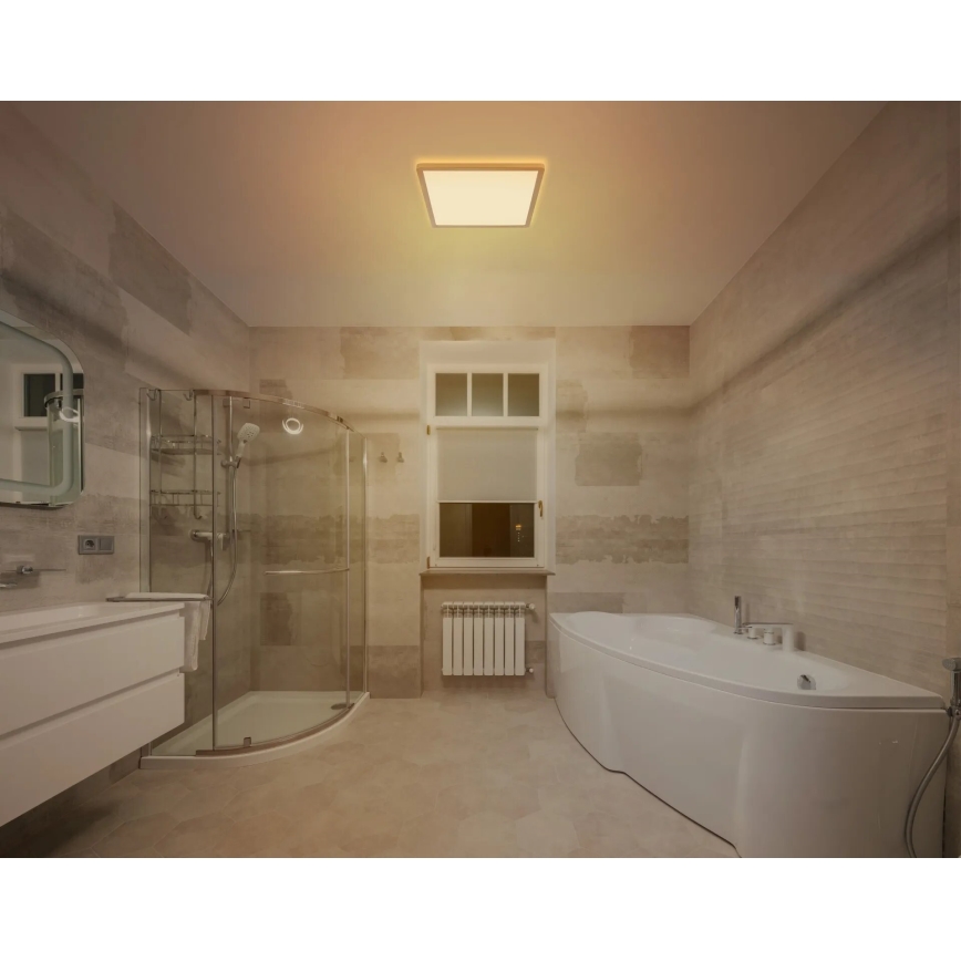 Globo - LED Stmívatelné koupelnové stropní svítidlo LED/18W/230V 3000K IP44 29,4x29,4 cm mosaz