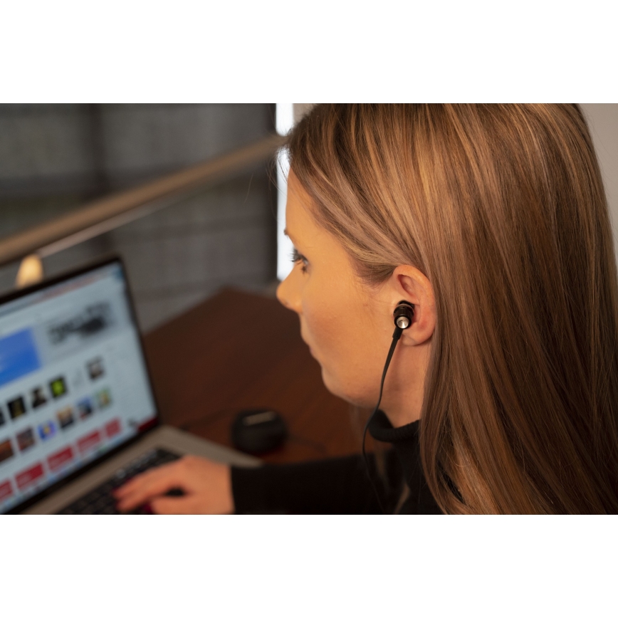 Grundig - Sluchátka s mikrofonem JACK 3,5 mm černá