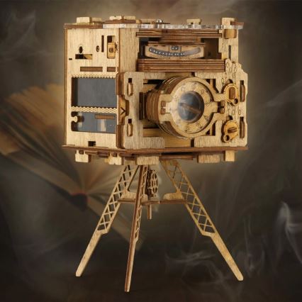 iDventure - Dřevěný hlavolam Úniková místnost Sherlock's Camera
