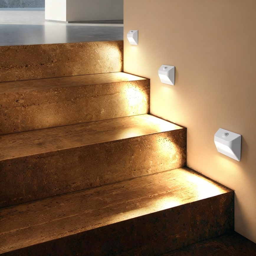 Immax 08308L - LED Nabíjecí schodišťové svítidlo se senzorem STEP LIGHT LED/0,3W/3,7V 2200 mAh IP53 bílá