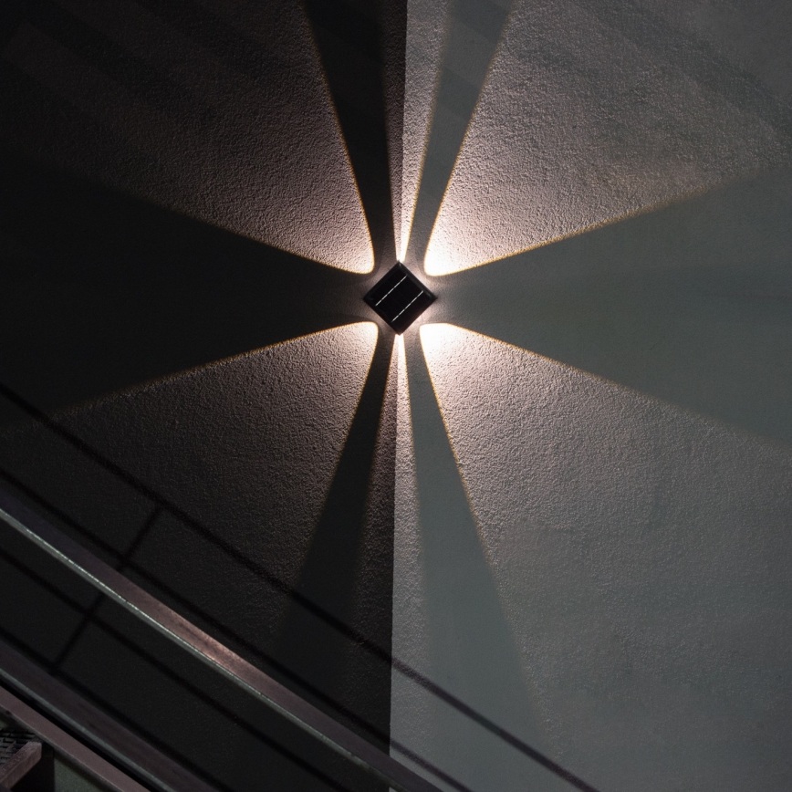 LED Solární nástěnné svítidlo se senzorem LED/2W/5V IP54