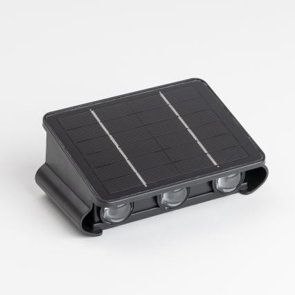 LED Solární nástěnné svítidlo se senzorem LED/2W/5V IP54 1300 mAh