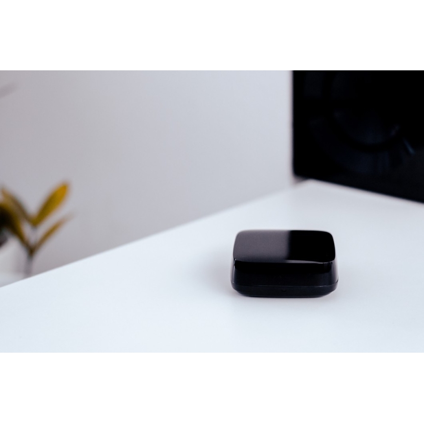 Immax NEO 07730L - Smart IR ovladač NEO LITE se senzory teploty a vlhkosti Wi-Fi Tuya 5V