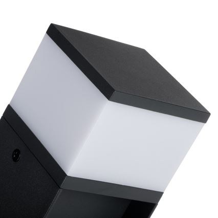 Venkovní lampa se 2 zásuvkami DASTEN 1xG9/11W/230V 50 cm IP44 černá