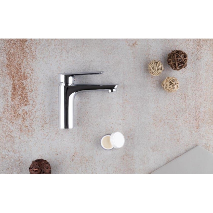 KFA Armatura 5022-815-00 - Umyvadlová baterie + výpusť s přepadem TANZANIT 15,4 cm lesklý chrom