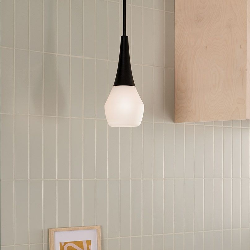 Kichler - Lustr na tyči DEELA 1xE27/60W/230V pr. 17,8 cm černá