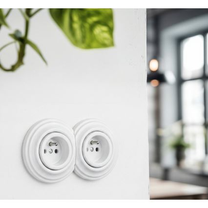 Kliklap - Dvojitá retro zásuvka domovní s rámečkem 230V sněhově bílá