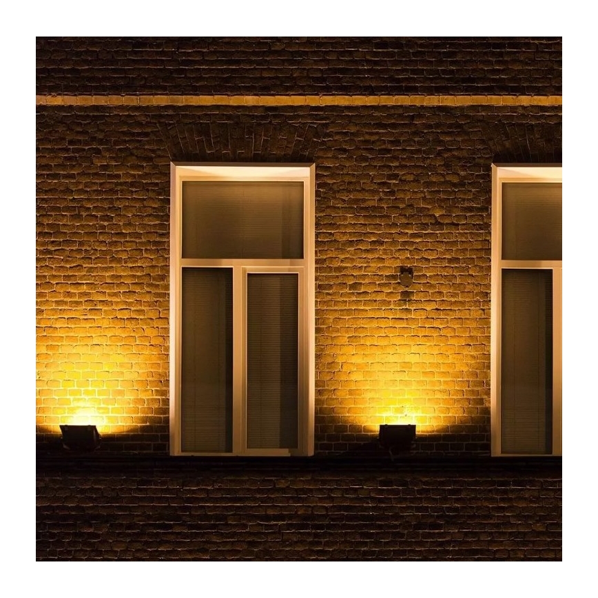 LED Chytrý stmívatelný RGB reflektor LED/20W/230V IP65 bílá