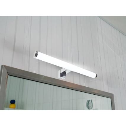 LED Koupelnové osvětlení zrcadla LED/8W/230V 30 cm IP44 lesklý chrom