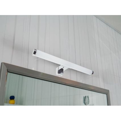 LED Koupelnové osvětlení zrcadla LED/8W/230V 30 cm IP44 lesklý chrom