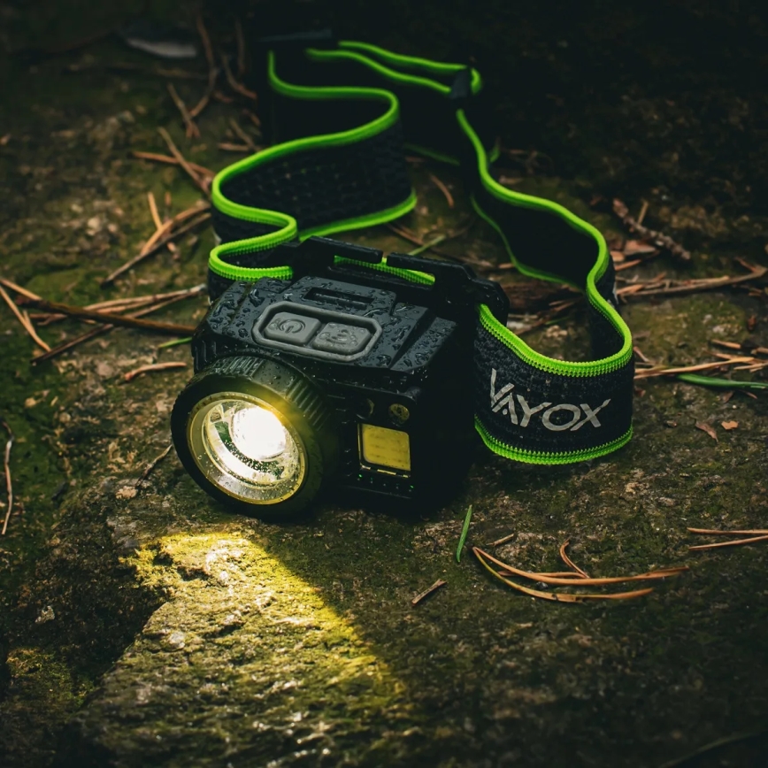 LED Stmívatelná nabíjecí čelovka se senzorem a červeným světlem LED/6W/5V/3xAAA IP66 500 lm 1200 mAh