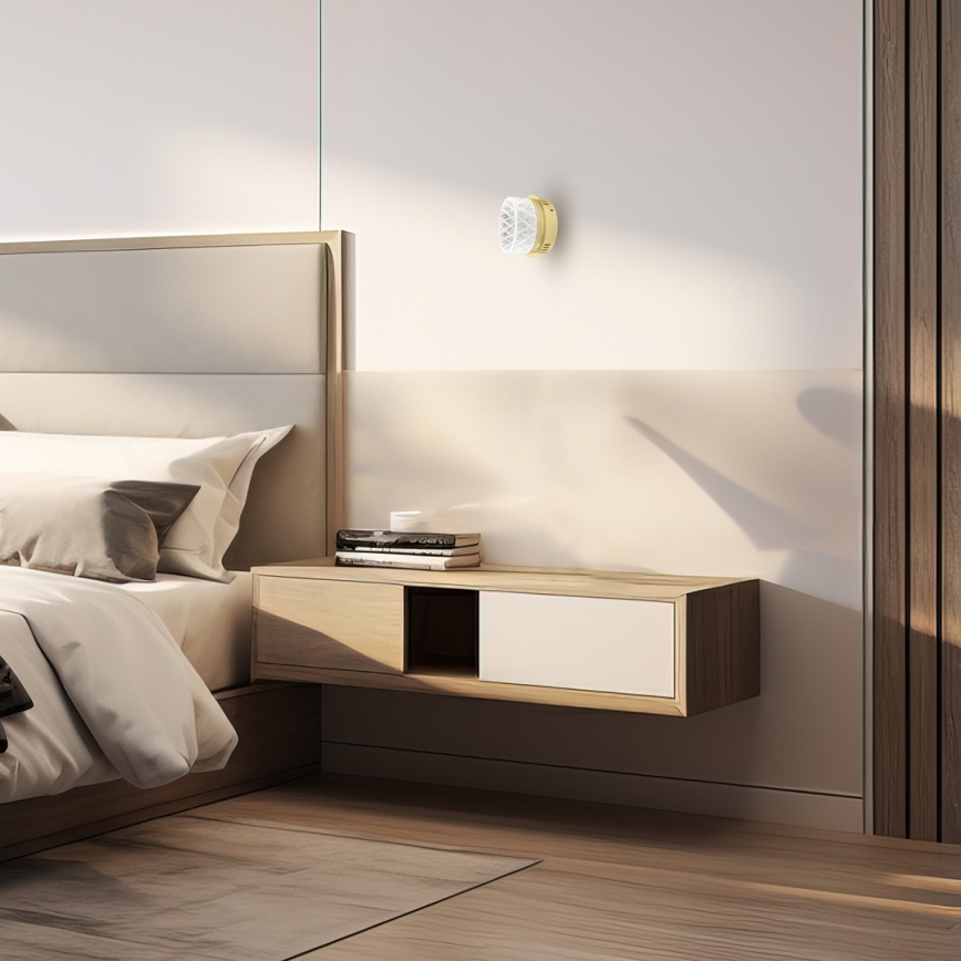 LED Nástěnné svítidlo ELEGANCE LED/9W/230V zlatá