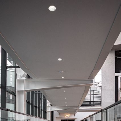 LED Podhledové svítidlo LED/18W/230V 3000/4000/6400K pr. 10,6 cm bílá