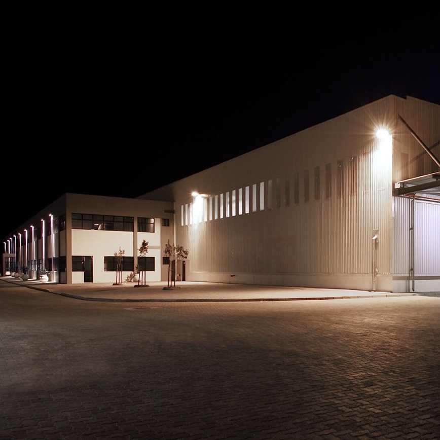 LED Reflektor LED/50W/230V 3000/4000/6500K IP65 černá