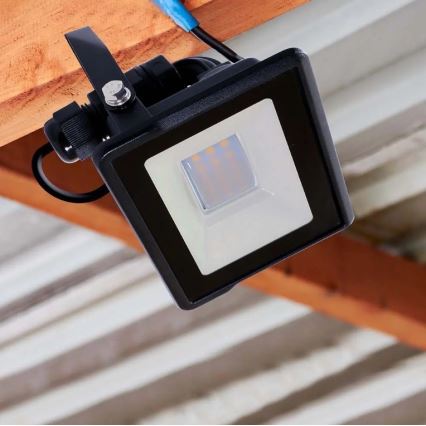 LED Reflektor s přímým napojením SAMSUNG CHIP LED/30W/230V IP65 4000K