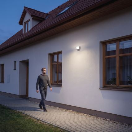 LED Reflektor se senzorem pohybu a soumraku TAMBO EVO LED/20W/230V 4000K IP44 černá