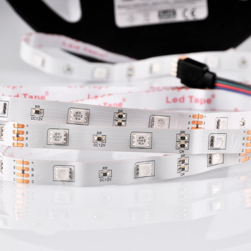 LED RGB Stmívatelný pásek 5m LED/18W/12V IP20 + DO