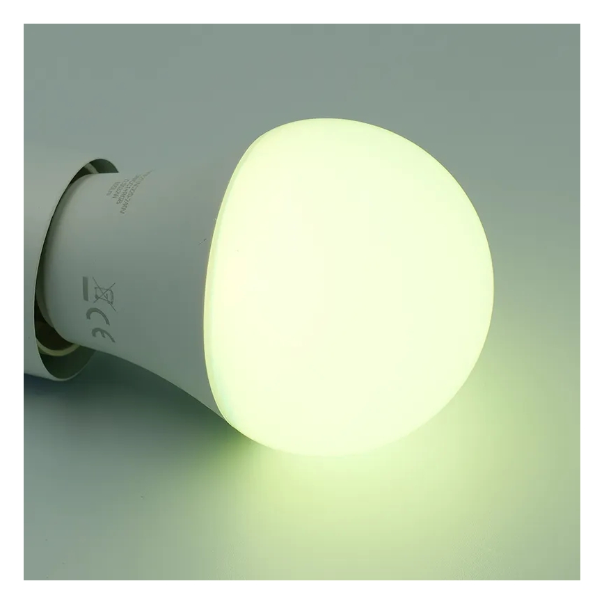 LED RGBW Stmívatelná žárovka A60 E27/9W/230V 2700-6500K Wi-Fi Tuya