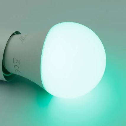 LED RGBW Stmívatelná žárovka A60 E27/9W/230V 2700-6500K Wi-Fi Tuya