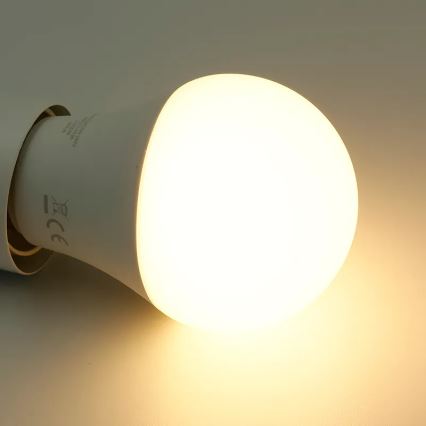 LED RGBW Stmívatelná žárovka A60 E27/9W/230V 2700-6500K Wi-Fi Tuya